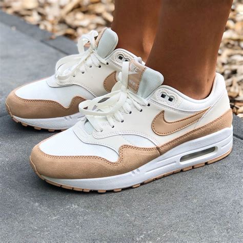 nike air max beige en lichtblauw 2018|nike air max 1 sneakers.